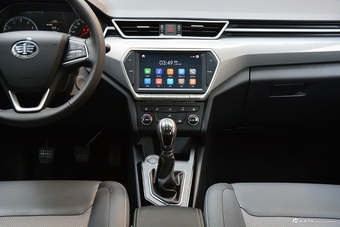 2018款骏派A50 1.5L手动豪华型