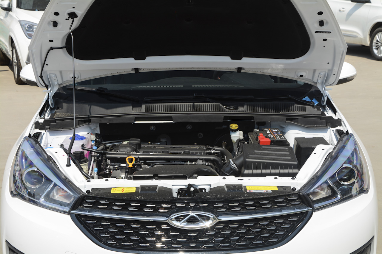 2018款艾瑞泽5 1.5L手动致敬青春版