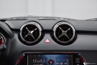 2017款东南DX3 SRG 1.5T自动旗舰型