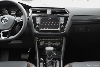 2018款途观L 2.0T自动两驱豪华版330TSI