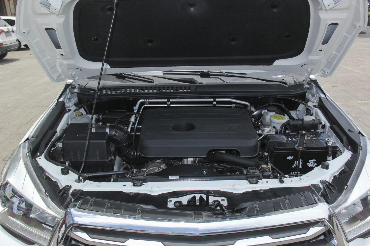 2018款庆铃TAGA 3.0T手动四驱豪华版