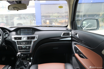 2017款揽福1.9T手动柴油两驱豪华版7座