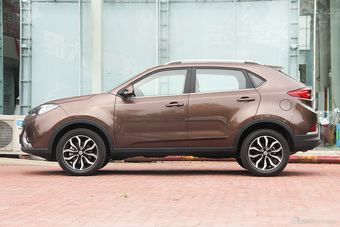 2016款锐腾 1.5T自动豪华版 约克棕