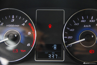 2015款中兴威虎TUV 2.8T手动柴油两驱超值版大双