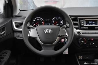 2016款悦纳1.4L手动青春版GS