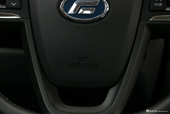 2018款雄师F22 1.9T自动两驱柴油旗舰型D19TCIE2