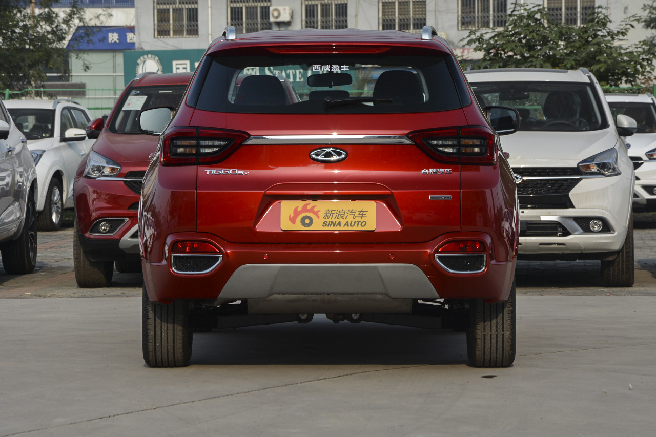 2017款瑞虎5x 1.5T手动时尚型