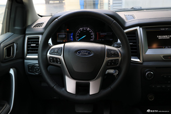 2017款撼路者2.0T自动四驱豪华版汽油7座