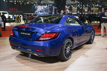 奔驰SLC 300 Luxury Sport