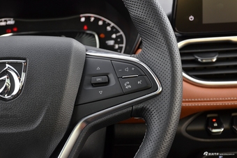 2018款宝骏510 1.5L自动周年特别版