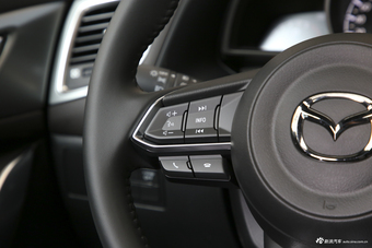 2018款马自达CX-4 2.5L自动四驱蓝天激情版