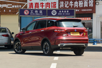 2018款君马S70 1.5T自动豪华型