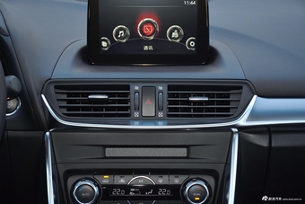 2018款马自达CX-4 2.5L自动四驱蓝天运动版