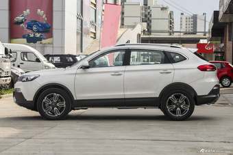 2017款猎豹CS10 2.0T自动豪华型