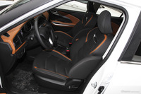 2017款众泰T300 1.5L手动精英型 