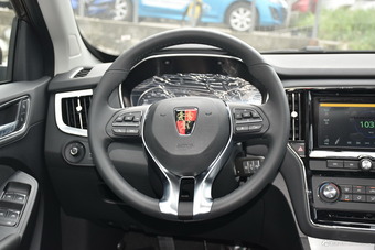 2016款荣威RX5改款 20T手动两驱豪华版