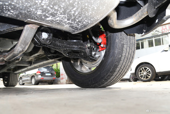 2016款众泰T600 2.0T手动豪华型运动版