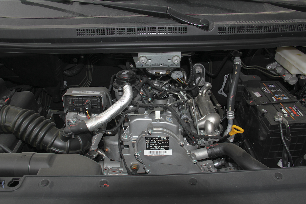 2017款瑞风M4 1.9T手动舒适型柴油