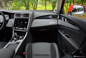 2018款领克01 1.5T PHEV 劲Pro