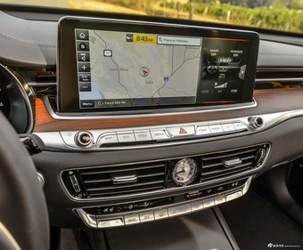 实拍|起亚全新旗舰K900 奢华感不输奔驰S