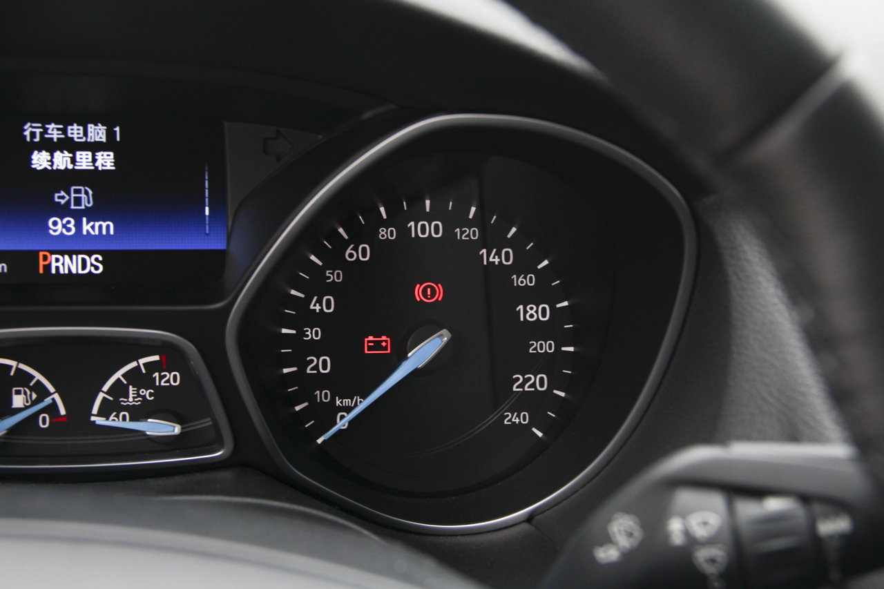 2018款福克斯三厢1.5T自动精英型EcoBoost 180