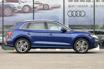 2018款奥迪Q5L 2.0T自动45 TFSI Sport