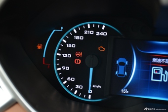 2017款东南DX7 1.5T手动舒适型