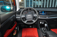 2017款哈弗H2s 1.5T手动精英型 蓝标