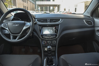 2015款艾瑞泽3 1.5L手动够劲版