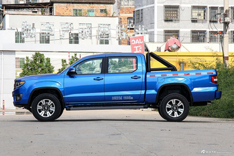 2017款黄海N3 2.5T手动两驱运动版XD25T5