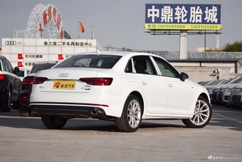2018款奥迪A4L 2.0T自动30周年年型45 TFSI quattro个性运动版