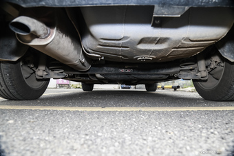 2015款雪铁龙C4L 1.8L自动尊贵版