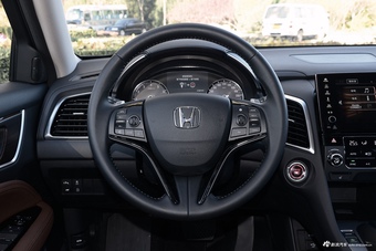 2017款冠道2.0T自动 370TURBO四驱尊享版