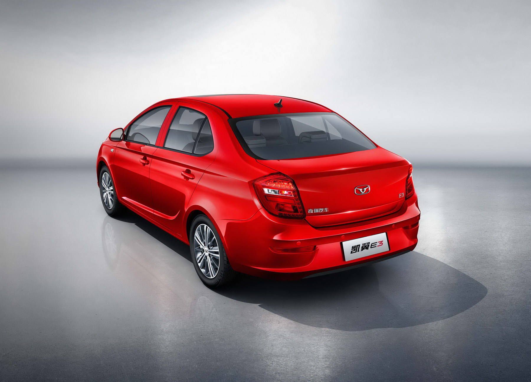 【凯翼2018款凯翼E3 1.6L手动CNG双燃料升级