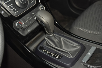 2016款驭胜S330 1.5T自动两驱舒适版