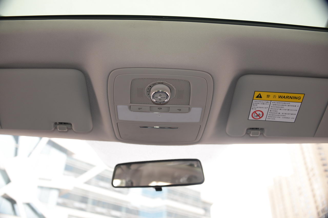 2017款名爵ZS1.0T自动顶配版