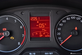 2019款捷达梦想版1.4L手动时尚型