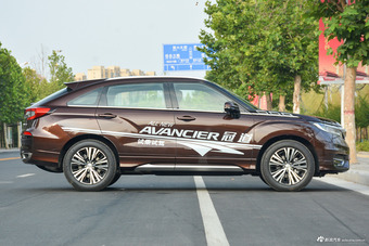 2017款冠道2.0T自动370TURBO四驱至尊版