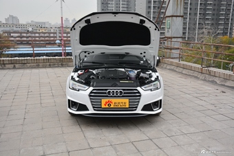 2019款奥迪A4L 2.0T自动40 TFSI时尚型 国V