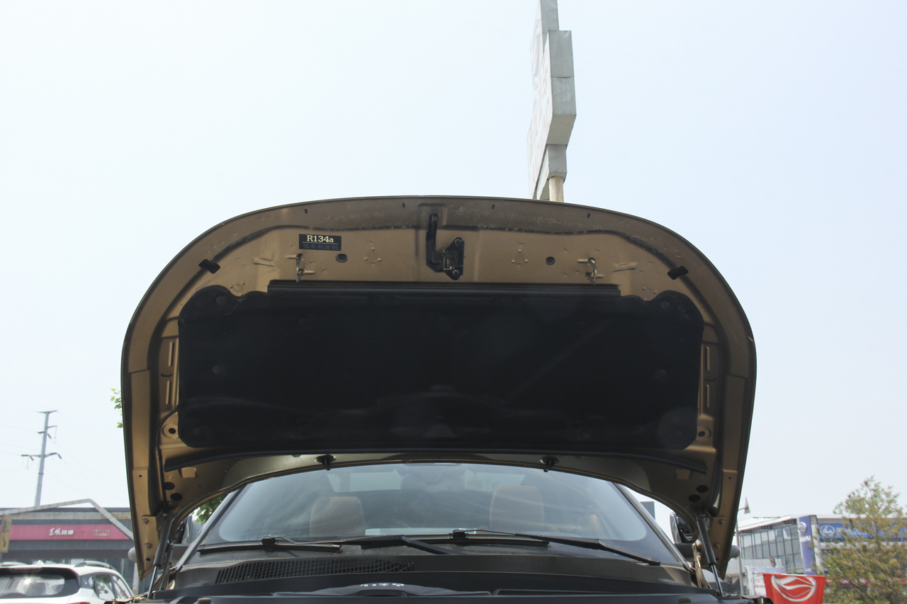 2018款陆风X7劲越 1.5T自动全景尊贵型