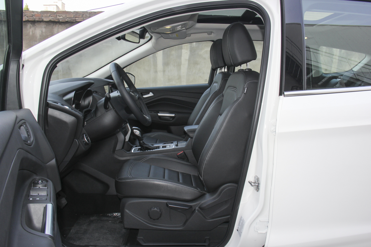 2018款翼虎改款1.5T自动两驱铂翼型EcoBoost 180