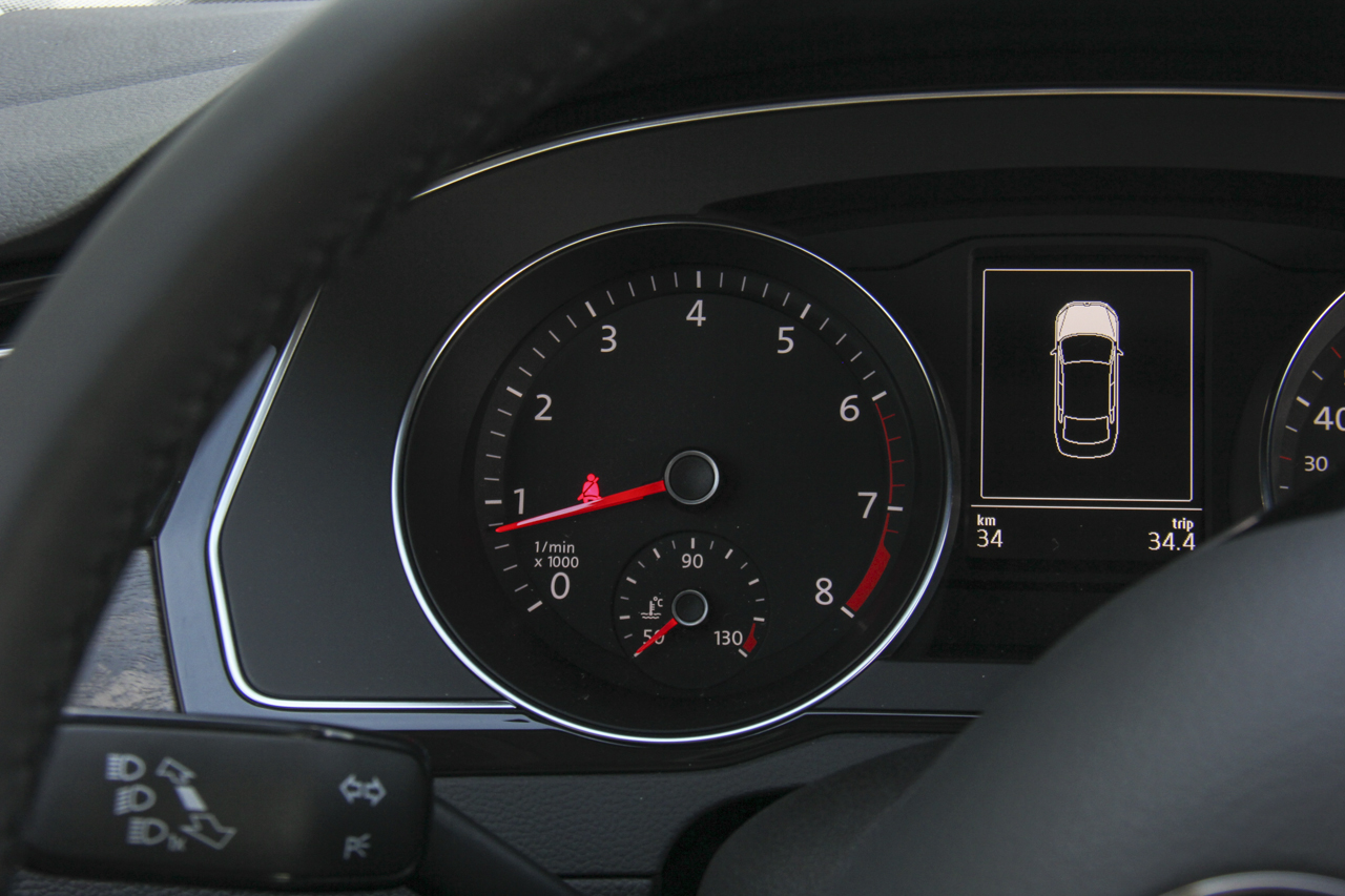 2018款迈腾改款2.0T自动380TSI DSG豪华型