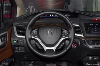 2017款杰德 1.5T自动210TURBO CVT豪华版 6座