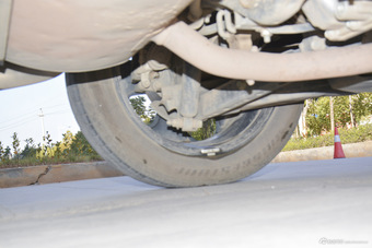 2016款科雷嘉2.0L自动四驱至尊版