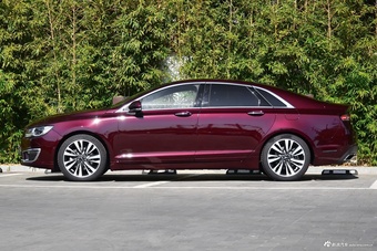 2017款林肯MKZ 2.0H自动尊耀版