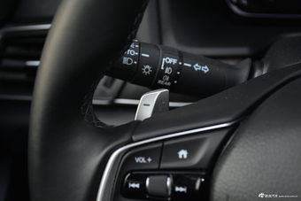 2018款本田雅阁锐·混动2.0L自动锐尊版