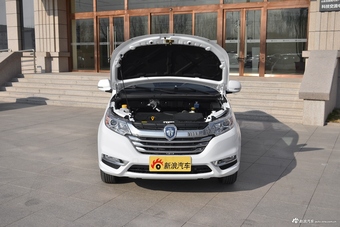 2017款伽途im6 1.5L手动智臻型 白