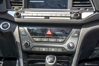 2016款领动 1.4T自动炫动精英型