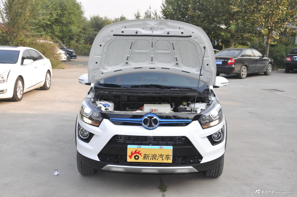 2016款北汽新能源EX200乐酷版