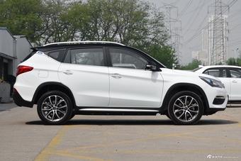 2018款比亚迪宋EV400 智联进享型